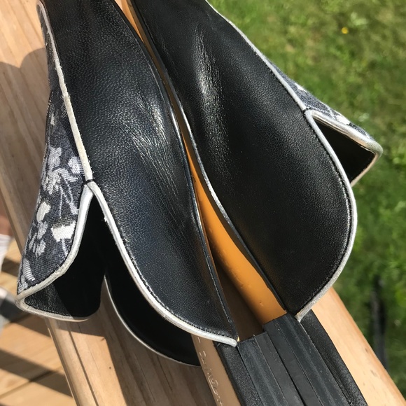 🔴Slip On Embroidered Elegant Leather Lord and Taylor Shoes - Picture 12 of 13